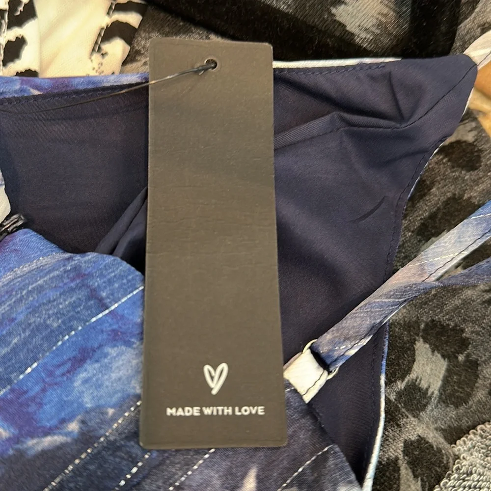 Lulus An Enchanting Dream Hi Low dress NWT small - Picture 8 of 10